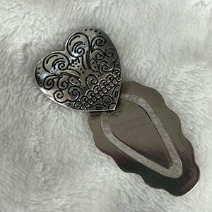 BRIGHTON Heart-shaped  Bookmark Page Clip